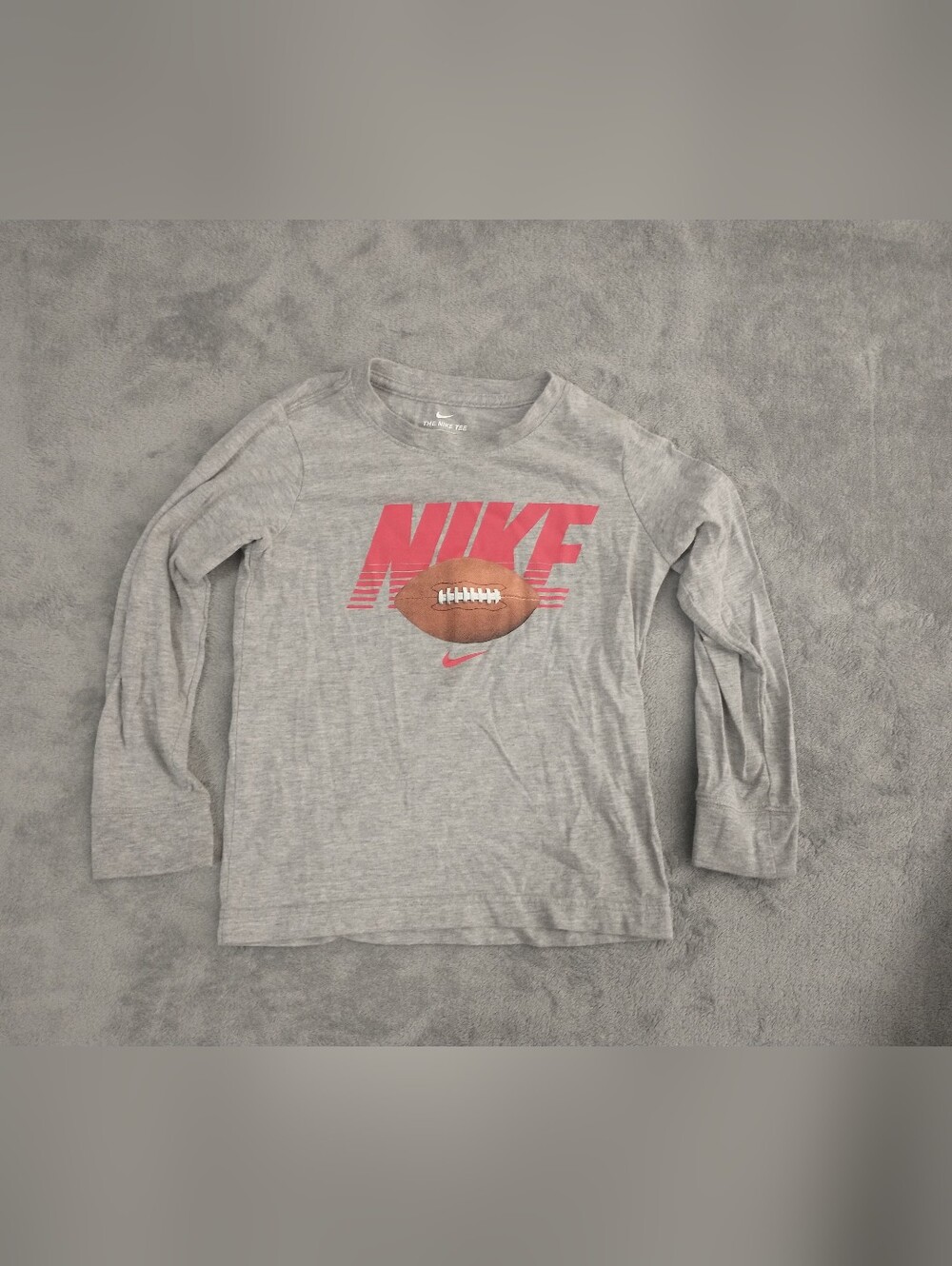 Kids / Boys - L (6-7) - Nike Grey Long Sleeve Tee w/ Logo & Football Graphic